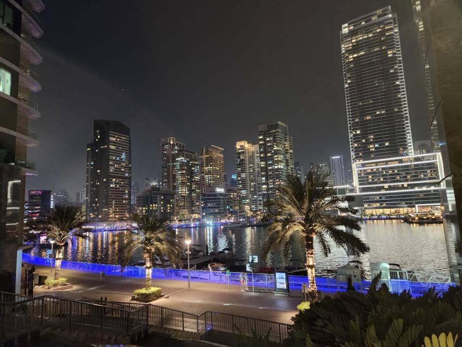 Boutique Sea Views - Marina Apartment *